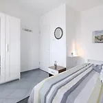 Apartment Djurdja By The Sea Murter