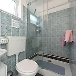 Djurdja By The Sea Apartment *