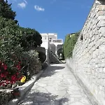 Apartment Djurdja By The Sea *