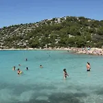 Djurdja By The Sea Apartment Murter