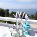 Djurdja By The Sea Apartment *
