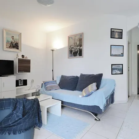 Apartamento Djurdja By The Sea Murter