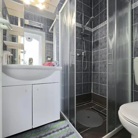 Apartamento Djurdja By The Sea Murter
